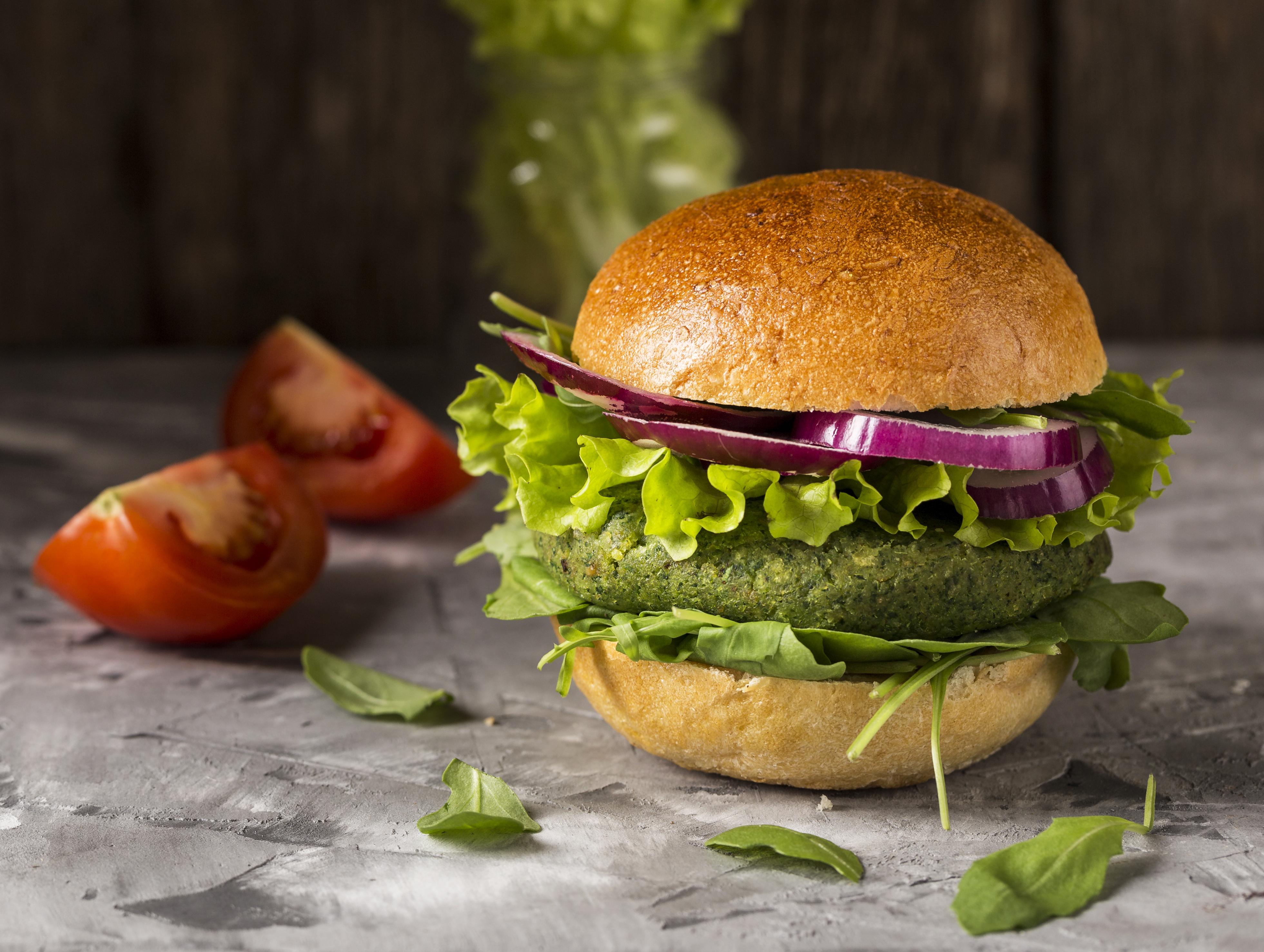 SUPERTASTE VEGAN AMAZING CHIX BURGER